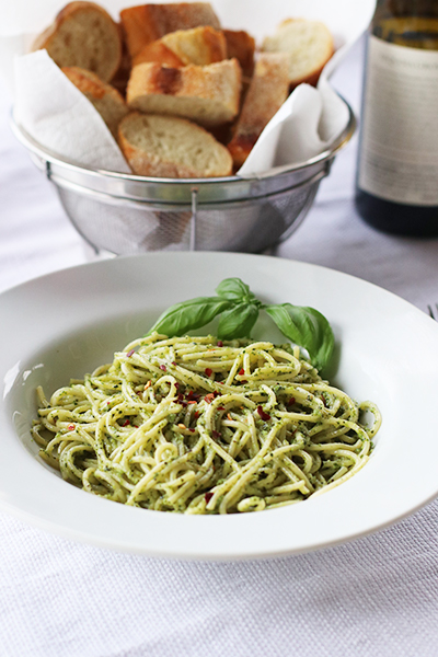 How to Quickly Make a Fresh Basil Pesto