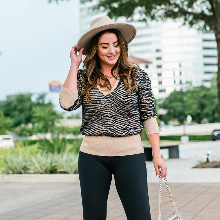 Three Ways To Style your Yoga Pants - Life of Alley