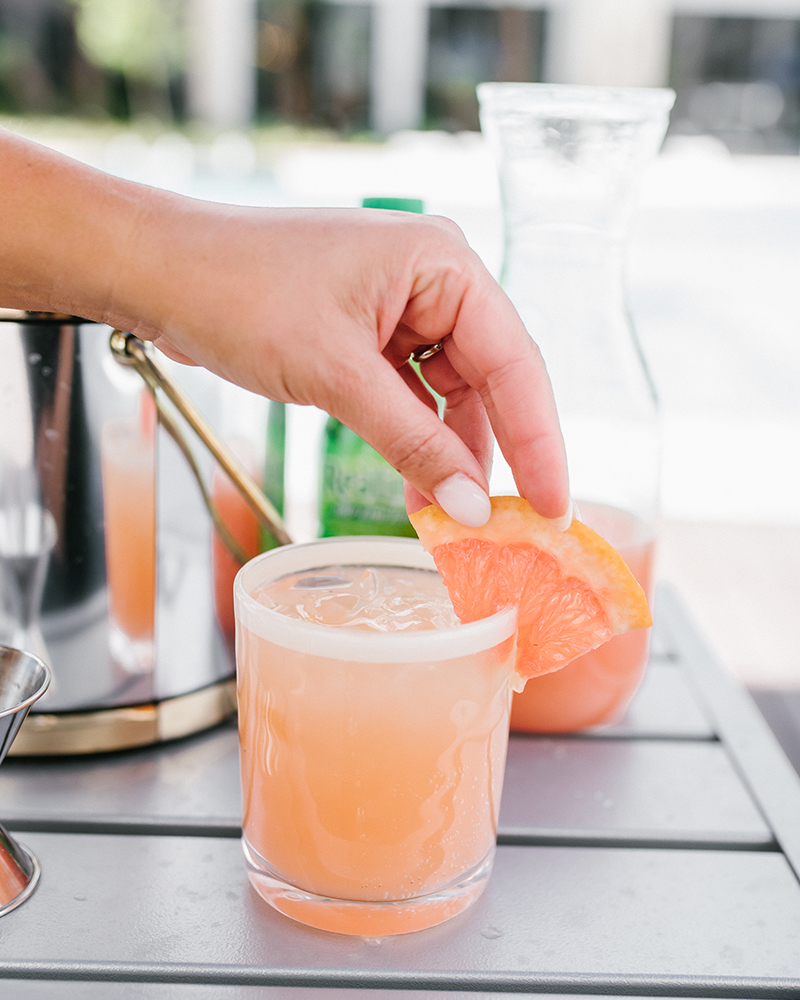 Low Calorie Paloma Cocktail