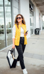 Stay Cozy and Chic: Your Ultimate Guide to Women's Fall Vests - Life of